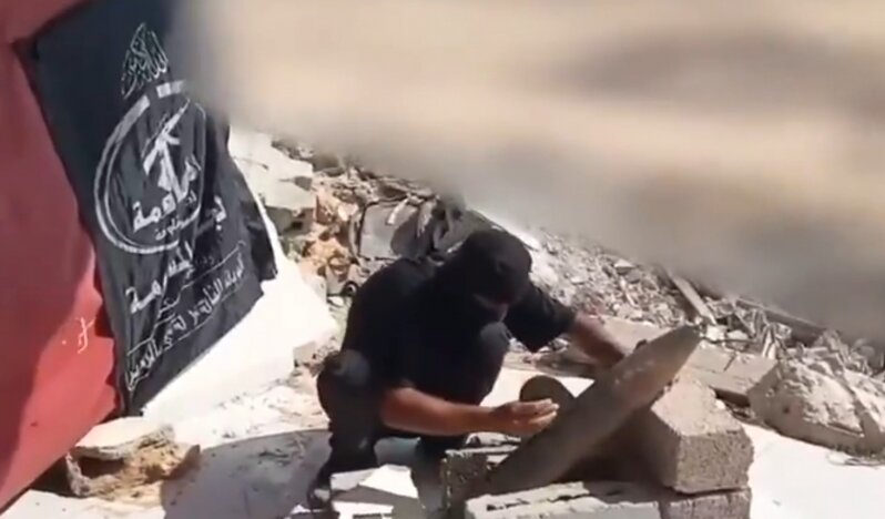 Direniş grupları, İsrail’in Gazze’deki yığınaklarını vurdu