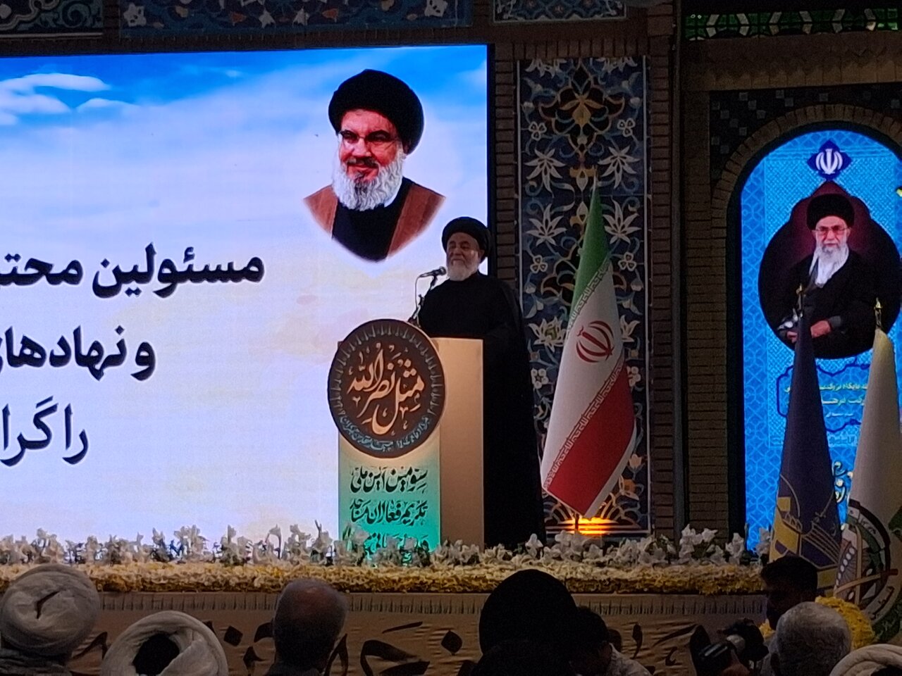 تولیت جمکران: مسجد قلب تپنده جامعه است