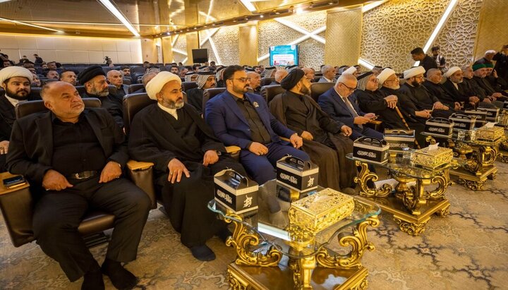 تقرير مصور/ مركز كربلاء للدراسات والبحوث يقيم ندوة علمية عن انتفاضة صفر 1977 في العتبة الحسينية المقدسة