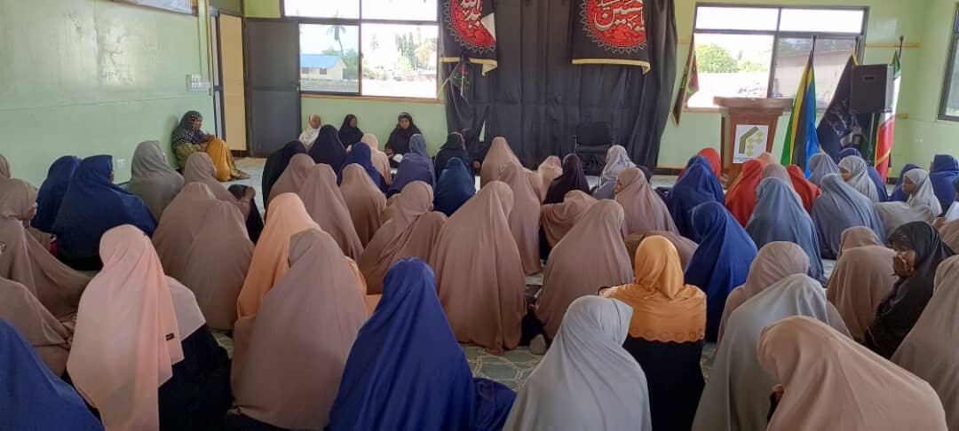 Kikao Maalum cha Uchambuzi wa Masomo ya Qur’an Tukufu Chafanyika Madrasa ya Wasichana ya Hazrat Zainab (sa) - Kigamboni, Dar-es-salaam