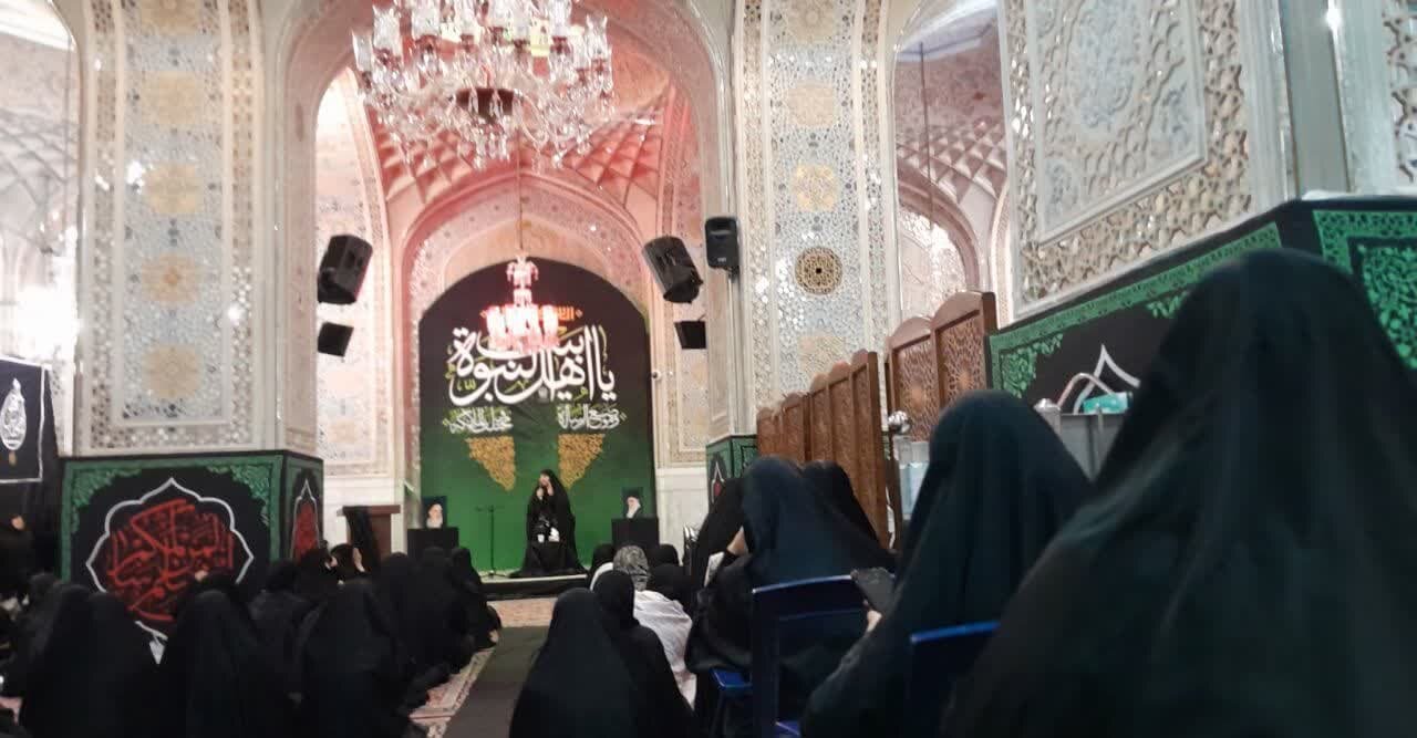 برگزاری مراسم ویژه «جهاد روایت» برای بانوان عرب‌زبان در پایان صفر در حرم امام رضا(ع)