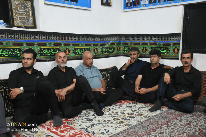 مراسم عزاداری شب ۲۸ صفر در روستای منگوده پیربازار استان گیلان