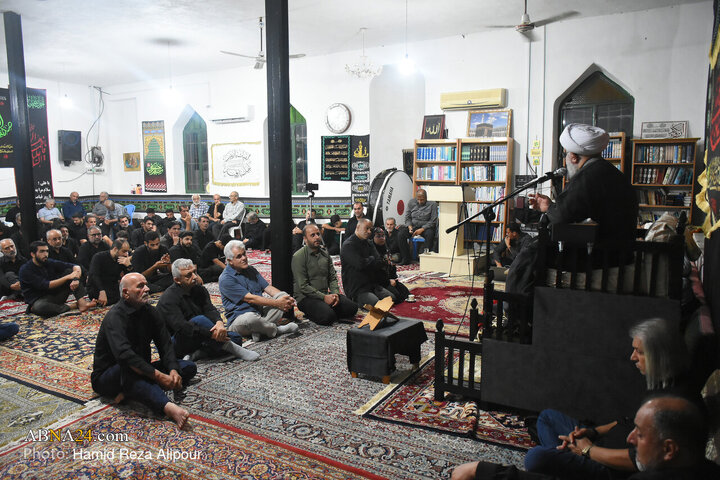 مراسم عزاداری شب ۲۸ صفر در روستای منگوده پیربازار استان گیلان