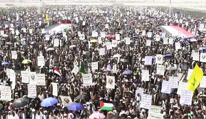 صعدة تحتشد بأكثر من 40 ساحة تأكيداً لاستمرار نصرة الشعب الفلسطيني