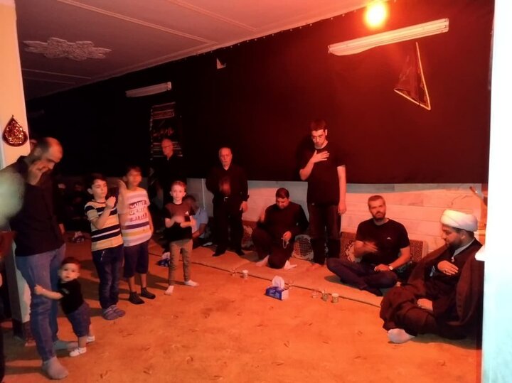 تقرير مصور/ مجلس عزاء للجالية السورية بمناسبة شهادة النبي (ص) والإمام الحسن(ع) في قم