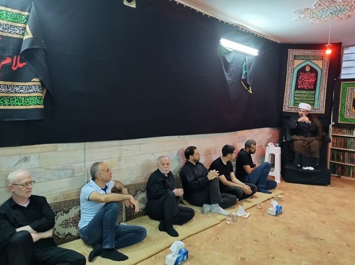 تقرير مصور/ مجلس عزاء للجالية السورية بمناسبة شهادة النبي (ص) والإمام الحسن(ع) في قم