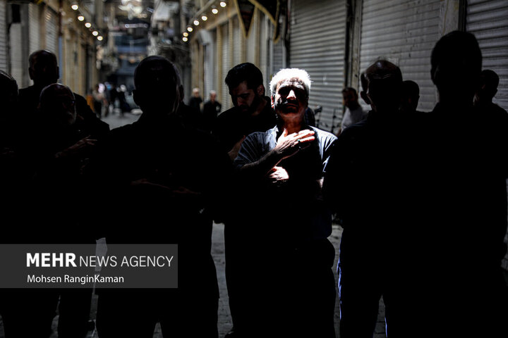 Photos: Mourning ceremony of 28th Safar at Tehran Grand Bazaar
