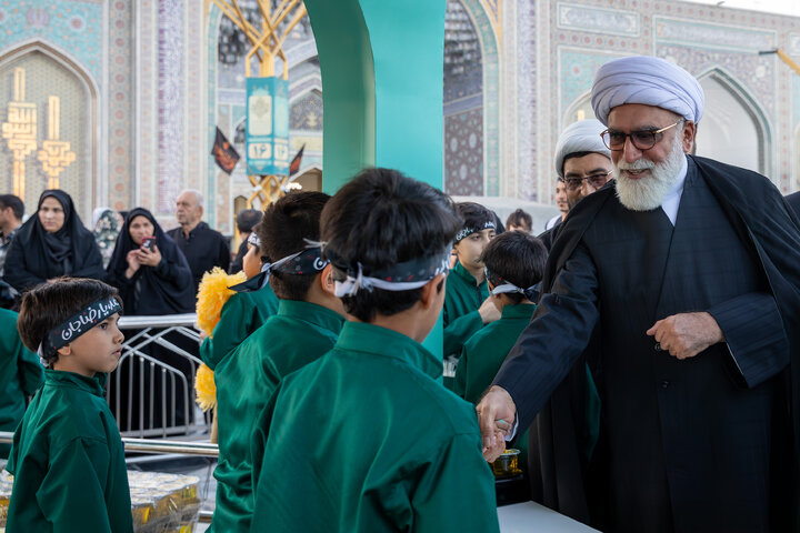 تقرير مصور/ متولي العتبة الرضوية المقدسة یتفقد مواكب خدمة العشرة الأخيرة من شهر صفر