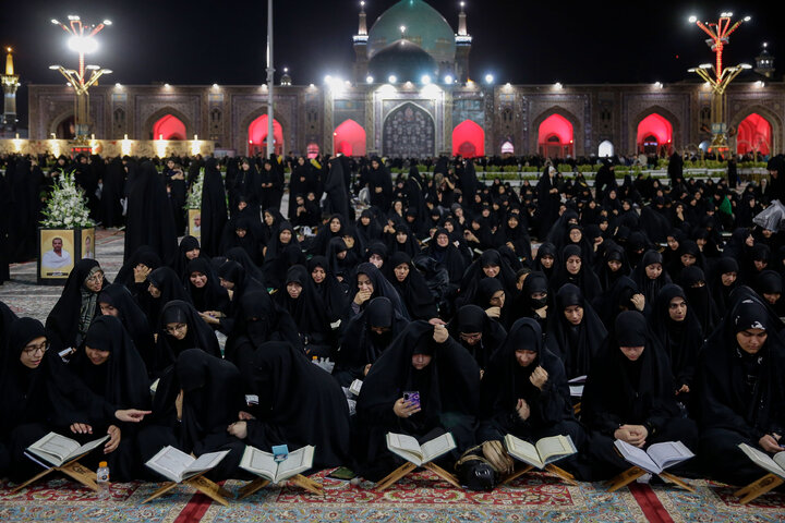 تقرير مصور/ عزاء بذكرى شهادة النبي (ص) «الأسوة الحسنة» في الحرم الرضوي الشريف