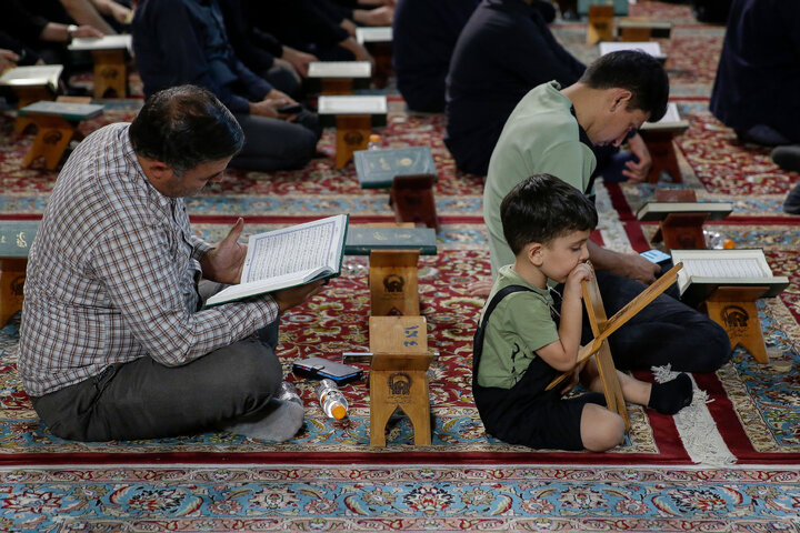 تقرير مصور/ عزاء بذكرى شهادة النبي (ص) «الأسوة الحسنة» في الحرم الرضوي الشريف