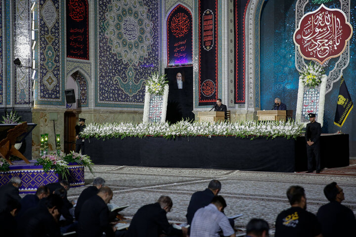 تقرير مصور/ عزاء بذكرى شهادة النبي (ص) «الأسوة الحسنة» في الحرم الرضوي الشريف