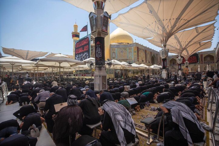 استمرار التوافد صوب مرقد أمير المؤمنين لإحياء ذكرى شهادة النبي الأكرم (ص)