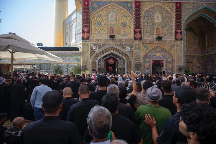 استمرار التوافد صوب مرقد أمير المؤمنين لإحياء ذكرى شهادة النبي الأكرم (ص)