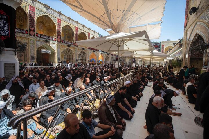 استمرار التوافد صوب مرقد أمير المؤمنين لإحياء ذكرى شهادة النبي الأكرم (ص)