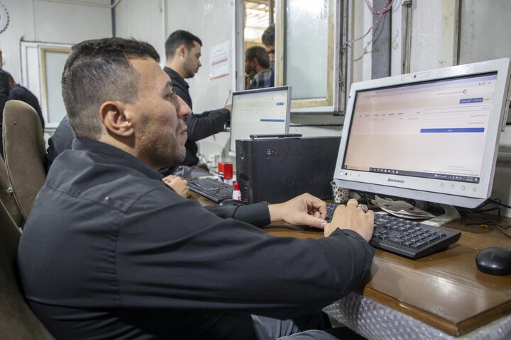 قسم المضيف يقدم خدماته للزائرين في ذكرى شهادة النبي الأكرم (ص)