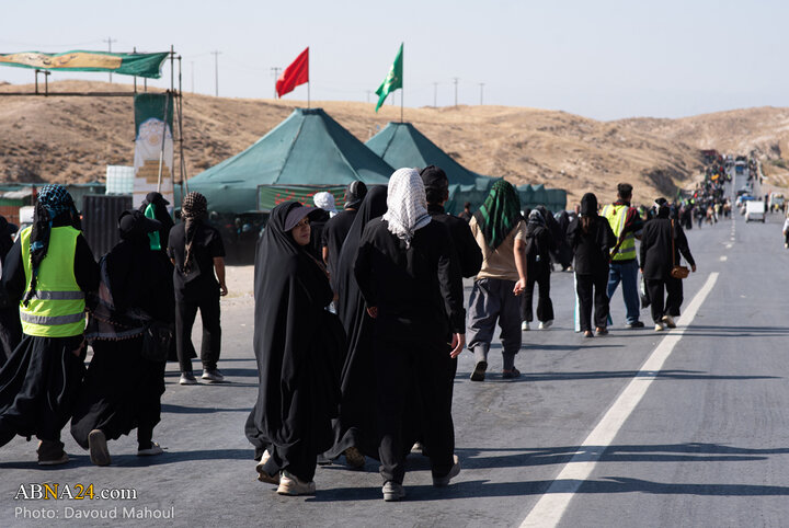 زائران پیاده در راه مشهد الرضا(ع) _ 2