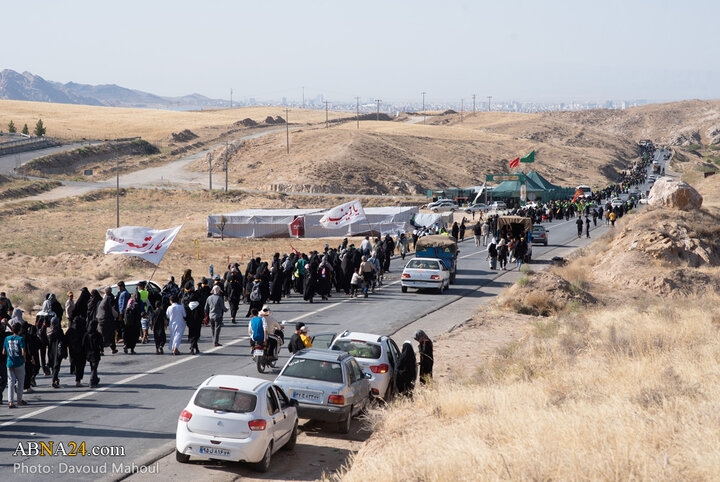 گزارش تصویری | زائران پیاده در راه مشهد الرضا(ع) _ ۲