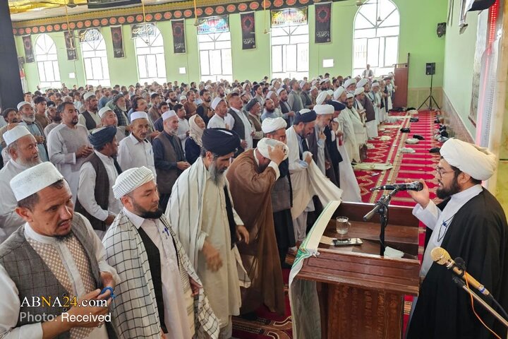 برگزاری نماز جمعه در منطقه‌ی لشکرگاه افغانستان همزمان با عزاداری شهادت ائمه‌ی اطهار (ع)
