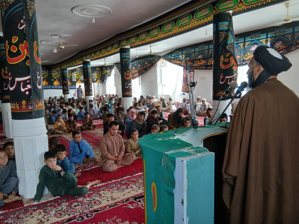 مجلس عزاداری شهادت ائمه‌ی اطهار (ع) در شهر قره‌باغ استان غزنی افغانستان + تصاویر