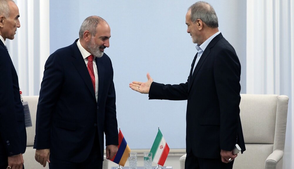 Analysis: What Are Iranian President’s Armenia Visit Goals?