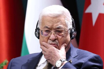 Críticas a Mahmoud Abbas por anunciar una constitución “temporal” en plena ofensiva colonial
