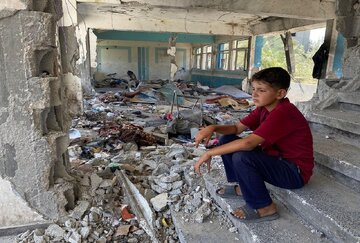 БМТ: Гәззадакы мәктәбләрин 97%-и Исраилин бомбаламасы нәтиҹәсиндә дағыдылыб