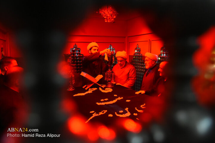 مراسم غبارروبی ضریح مرقد حضرت فاطمه اخری(س) در رشت