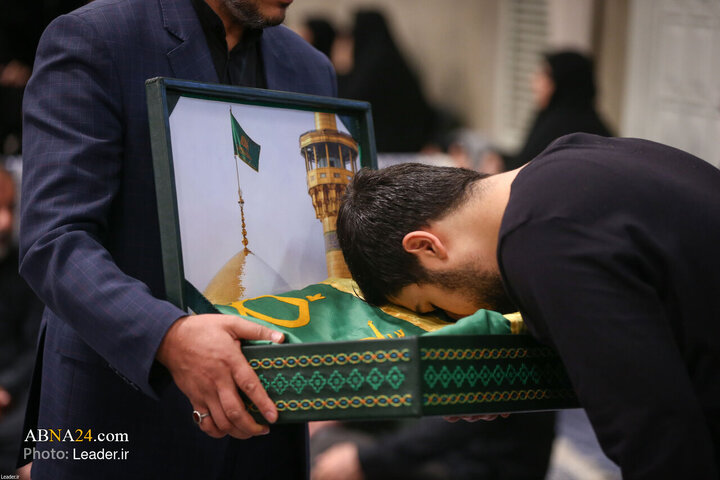 عزاداری شهادت امام رضا (ع) با حضور رهبر معظم انقلاب اسلامی