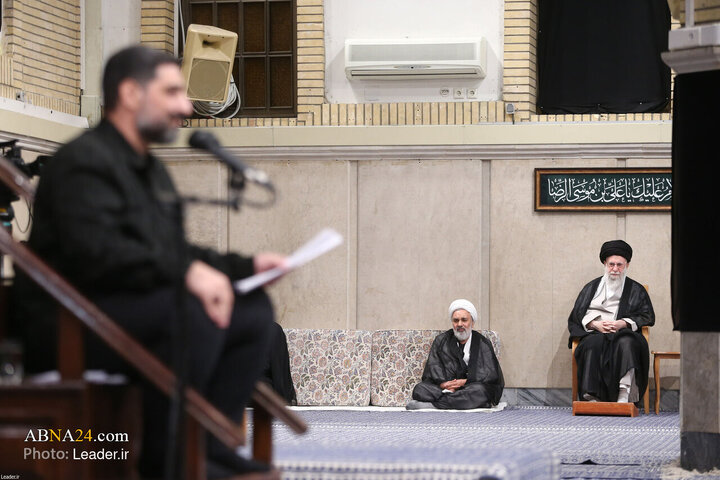 عزاداری شهادت امام رضا (ع) با حضور رهبر معظم انقلاب اسلامی