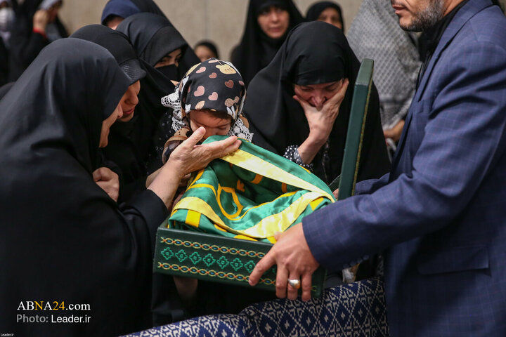 عزاداری شهادت امام رضا (ع) با حضور رهبر معظم انقلاب اسلامی