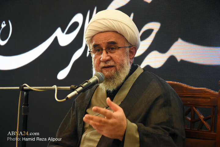 مراسم عزاداری سالروز شهادت امام رضا(ع) در جوار بارگاه حضرت فاطمه اخری(س)