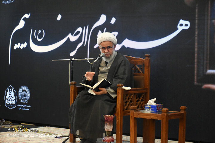 مراسم عزاداری سالروز شهادت امام رضا(ع) در جوار بارگاه حضرت فاطمه اخری(س)