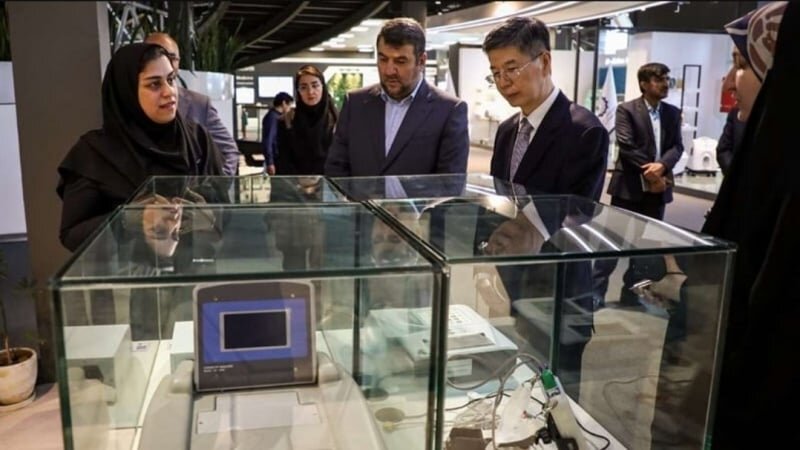 İran ve Çin Arasındaki Bilimsel ve Teknolojik İşbirliği Gelişiyor / Çin-Belçika İlk Konteyner Treni Kazakistan Yoluyla Hareket Ediyor