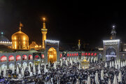 Milhões se reúnem em Mashhad para marcar o martírio do Imam Reza (P)