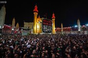 Mawakibu (1,800) za waombolezaji yalifurika katika Haram Tukufu ya Imam Ali (a.s) kwa Mnasaba wa kumbukumbu ya kufariki kwa Mtukufu Mtume Muhammad (s)