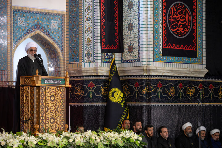 Photos (1): Khotbeh-Khani ceremony held at shrine on eve of Imam Reza’s martyrdom