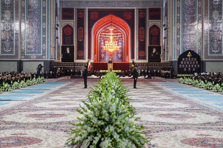 Photos (1): Khotbeh-Khani ceremony held at shrine on eve of Imam Reza’s martyrdom