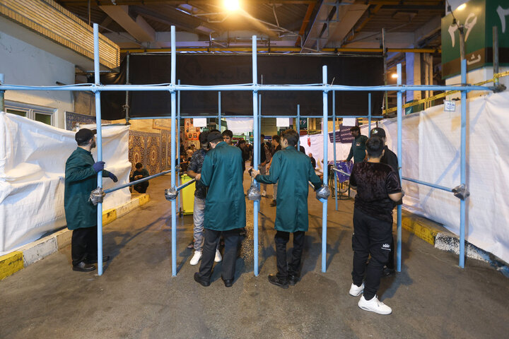 تقرير مصور/ موکب الإمام الرضا(ع) في الحرم الرضوي الطاهر لخدمة الزوار