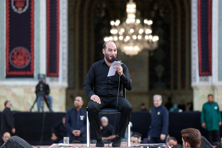 تقرير مصور/ مراسم خاصة بشهادة الرسول(ص) والإمام المجتبى (ع) في الحرم الرضوي الشریف