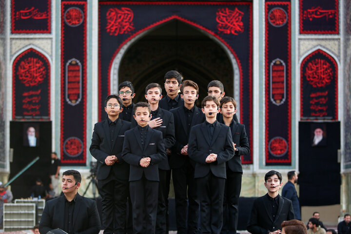 تقرير مصور/ مراسم خاصة بشهادة الرسول(ص) والإمام المجتبى (ع) في الحرم الرضوي الشریف