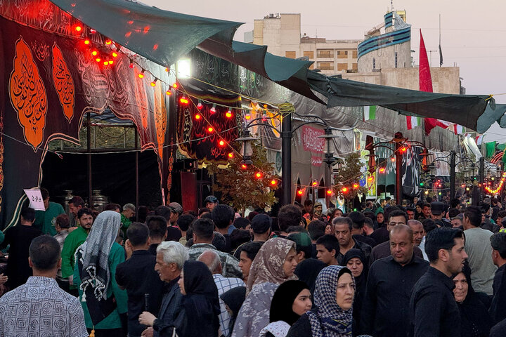تقرير مصور/ مواکب خدمة العشرة الأخيرة من شهر صفر في مدینة مشهد