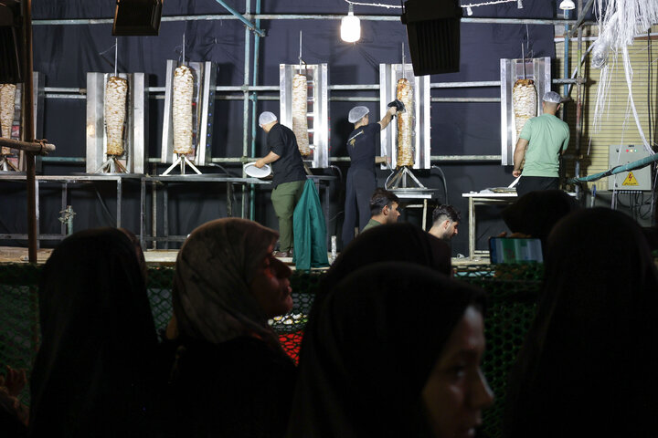 تقرير مصور/ تنظيم فعالية « روایة النور» الثقافي والفني في مدينة مشهد