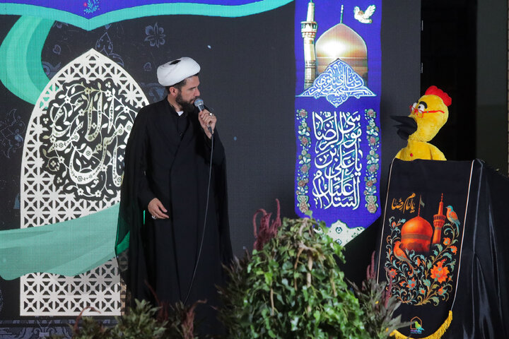 تقرير مصور/ برامج خاصة للأطفال في الأیام العشرة الأخيرة من شهر صفر في الحرم الرضوي الشریف