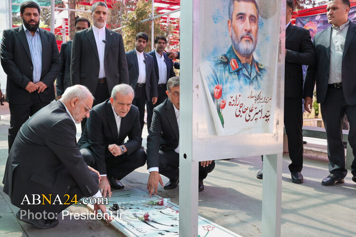 تجدید میثاق رئیس جمهور و اعضای هیئت دولت چهاردهم با آرمان‌های امام راحل