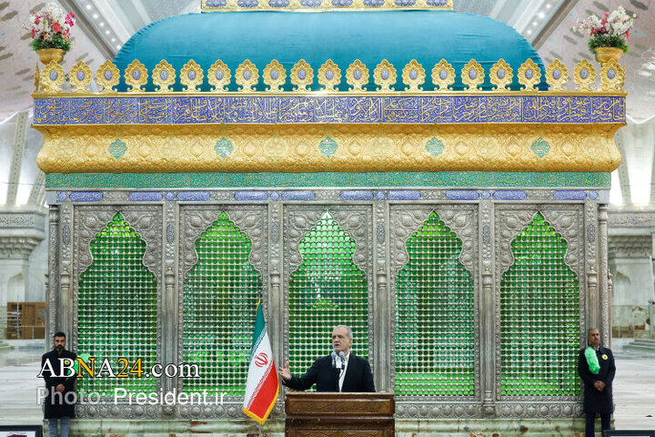 تجدید میثاق رئیس جمهور و اعضای هیئت دولت چهاردهم با آرمان‌های امام راحل