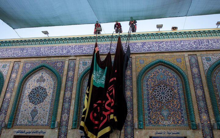 رفع مظاهر الحزن والسواد في مرقد أبي الفضل العباس(عليه السلام) مع حلول شهر ربيع الأول