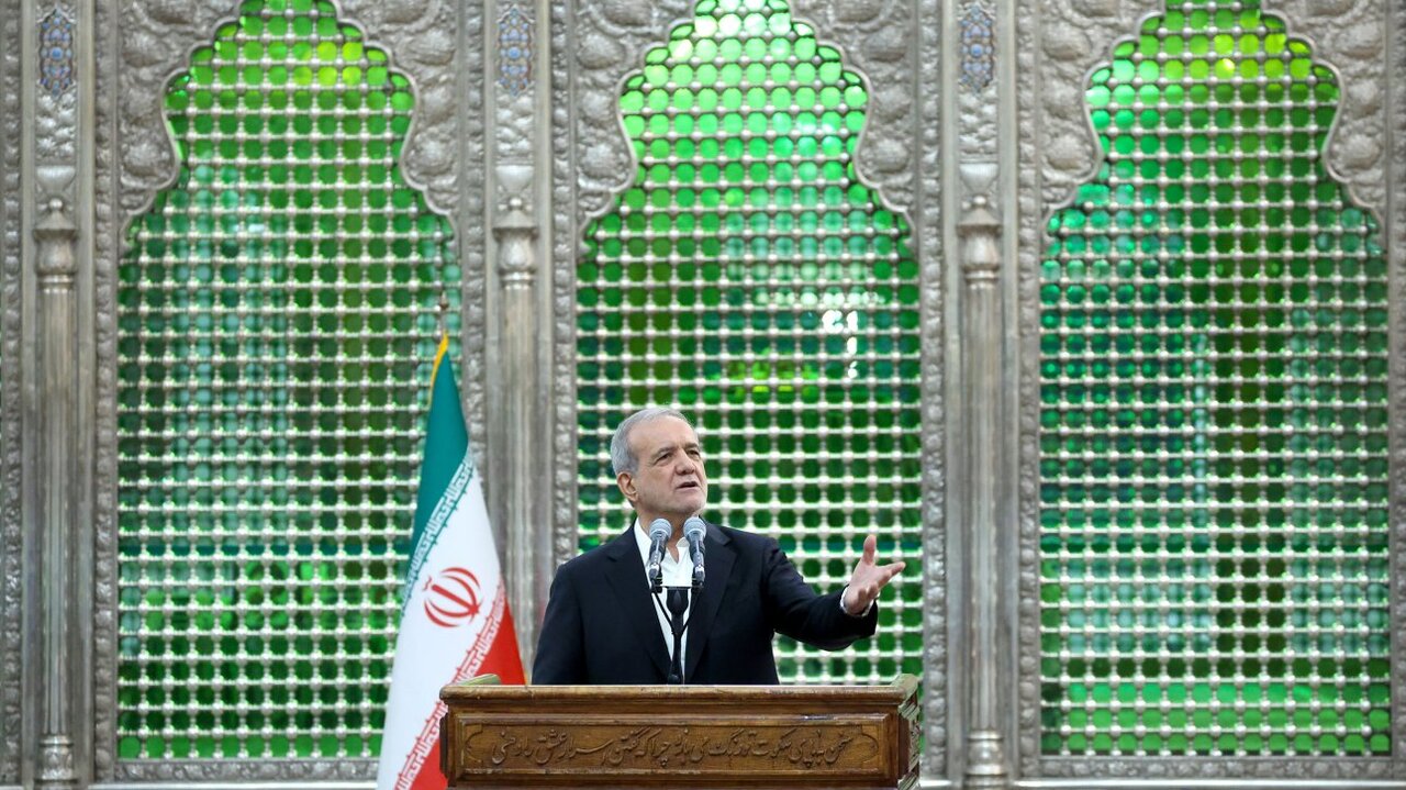 Iran President: Unity among Muslims is key to resisting enemy threats