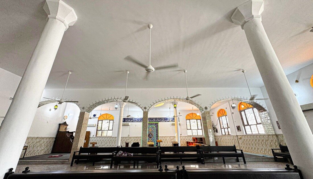 العتبة الحسينية تنجز أعمال الإدامة والطلاء في جامع عمار بن ياسر التابع لقسم الشؤون الدينية