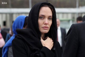 ہالی وڈ اداکارہ اینجلینا جولی کا غزہ میں انسانی المیے پر عالمی لاپروائی پر شدید تنقید