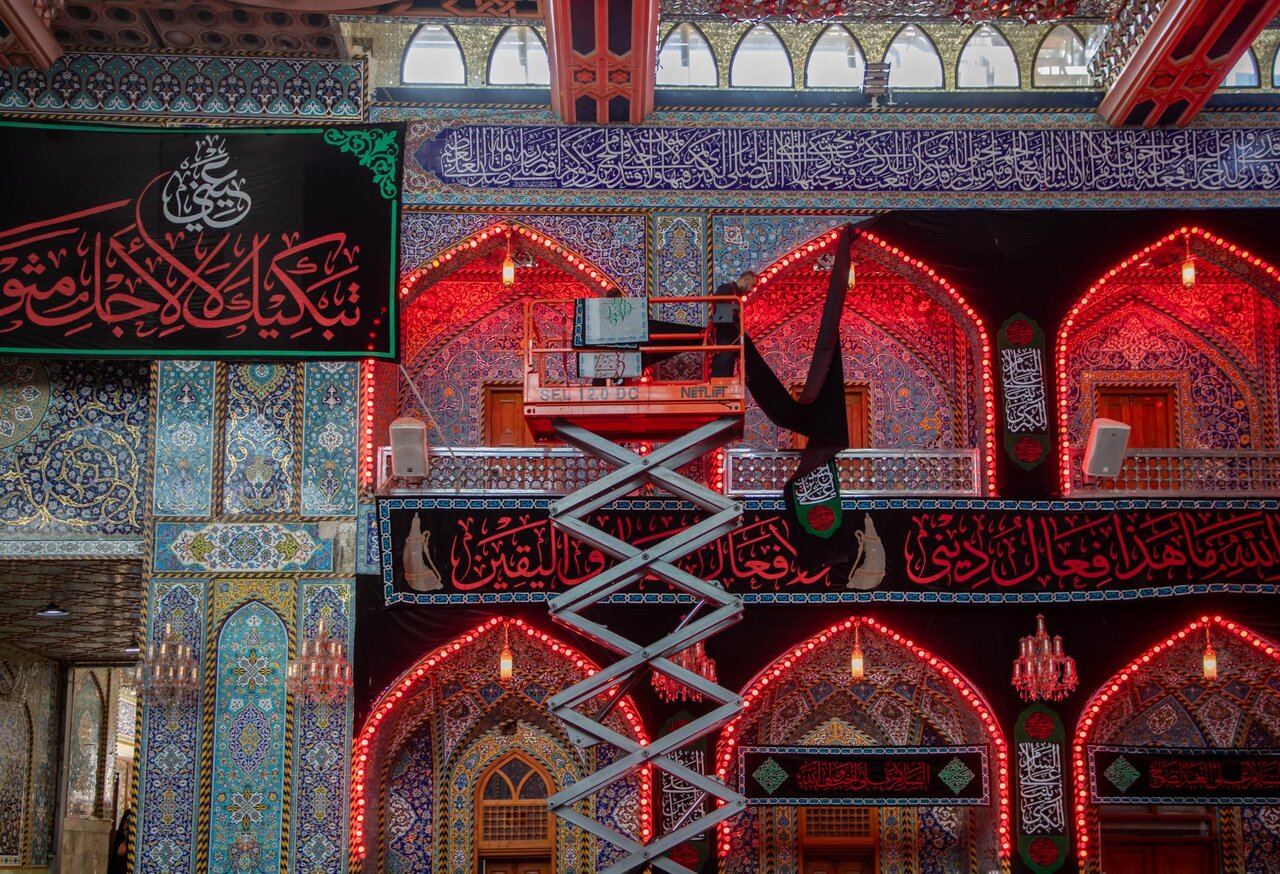 Abbas Rabi Coinciding with arrival of month of Rabi' al-Awwal.. Al-Abbas shrine ...